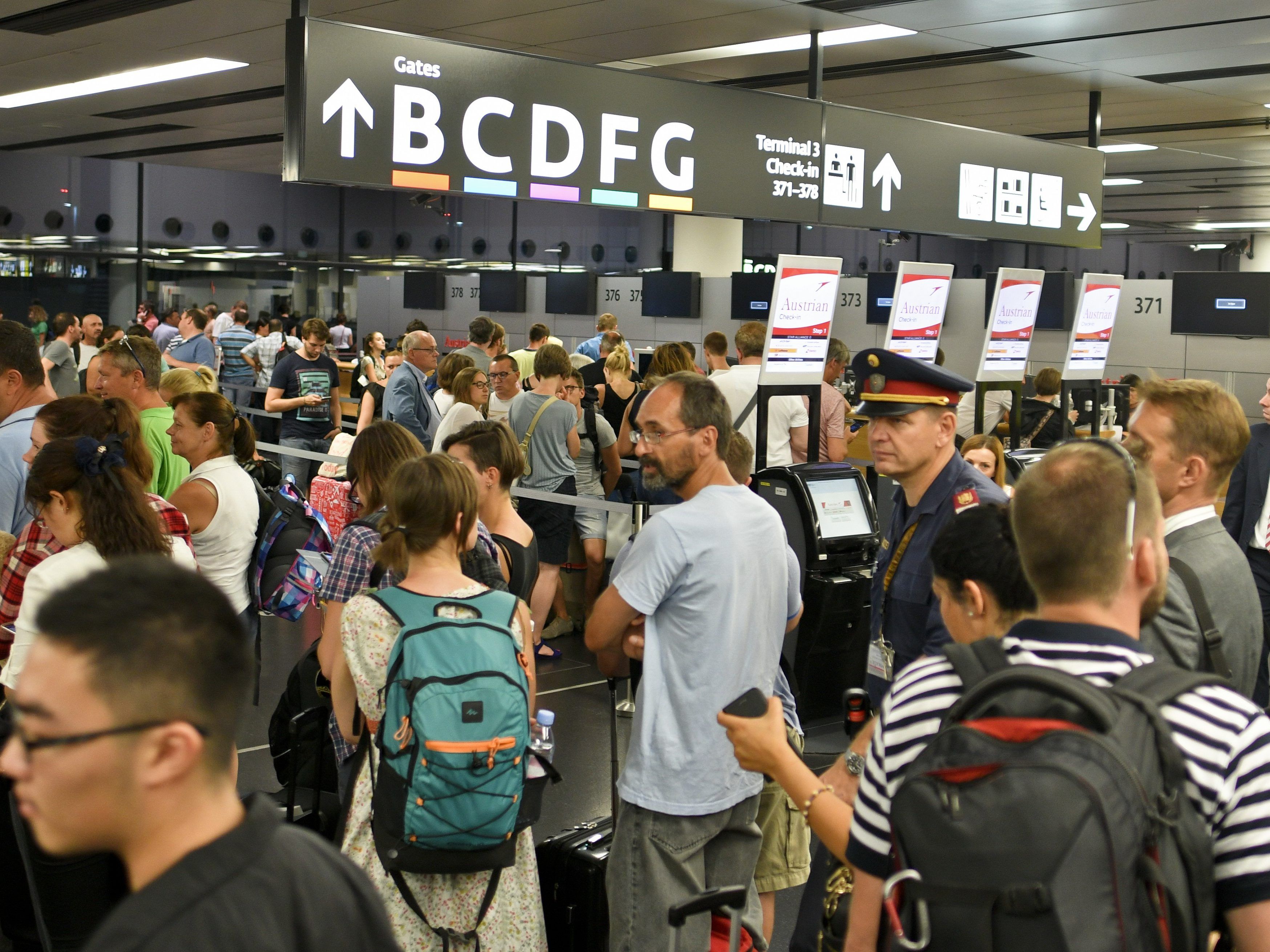 Beschwerde rund um eine Verspätung? Hier kann ein Musterbrief runtergeladen werden Beschwerde rund um eine Verspätung? Hier kann ein Musterbrief runtergeladen werden