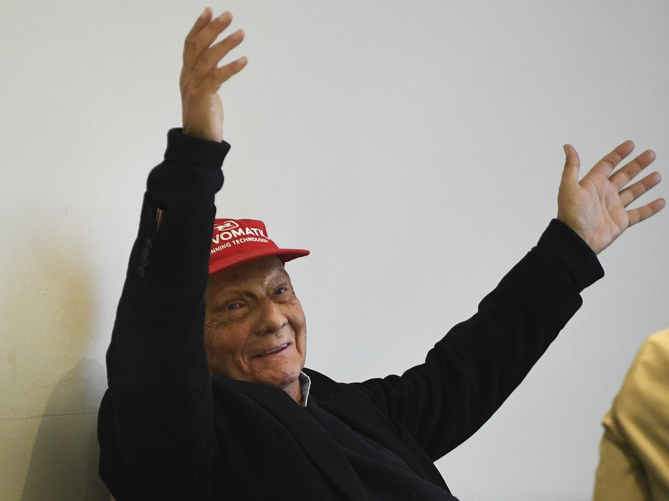 Niki Lauda beginnt bald mit dem Verkauf von Flugtickets.