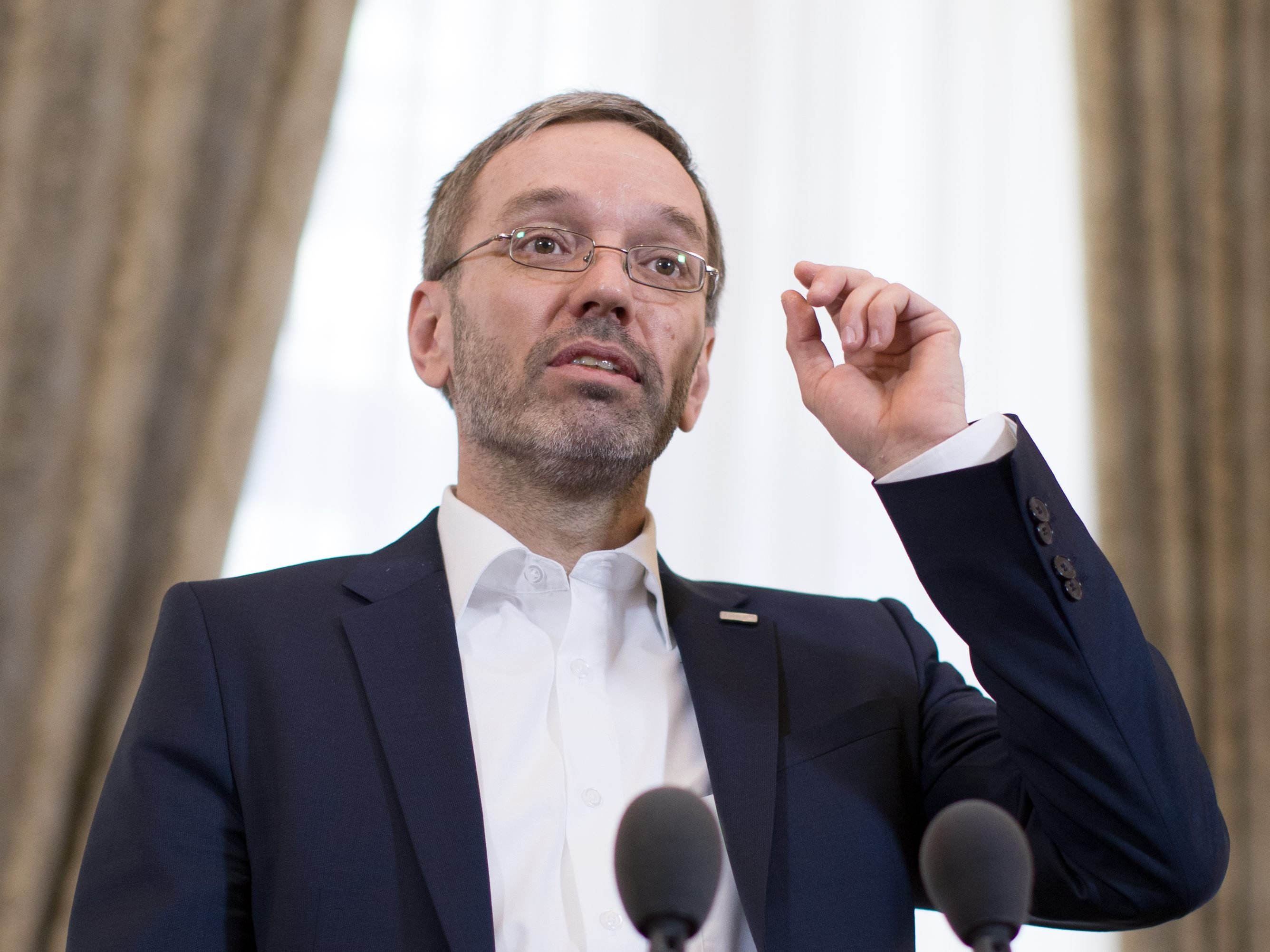 Kickl sieht das EU-Dublin-Verfahren "in der gegenwärtigen Form mehr oder weniger gescheitert". Kickl sieht das EU-Dublin-Verfahren "in der gegenwärtigen Form mehr oder weniger gescheitert".