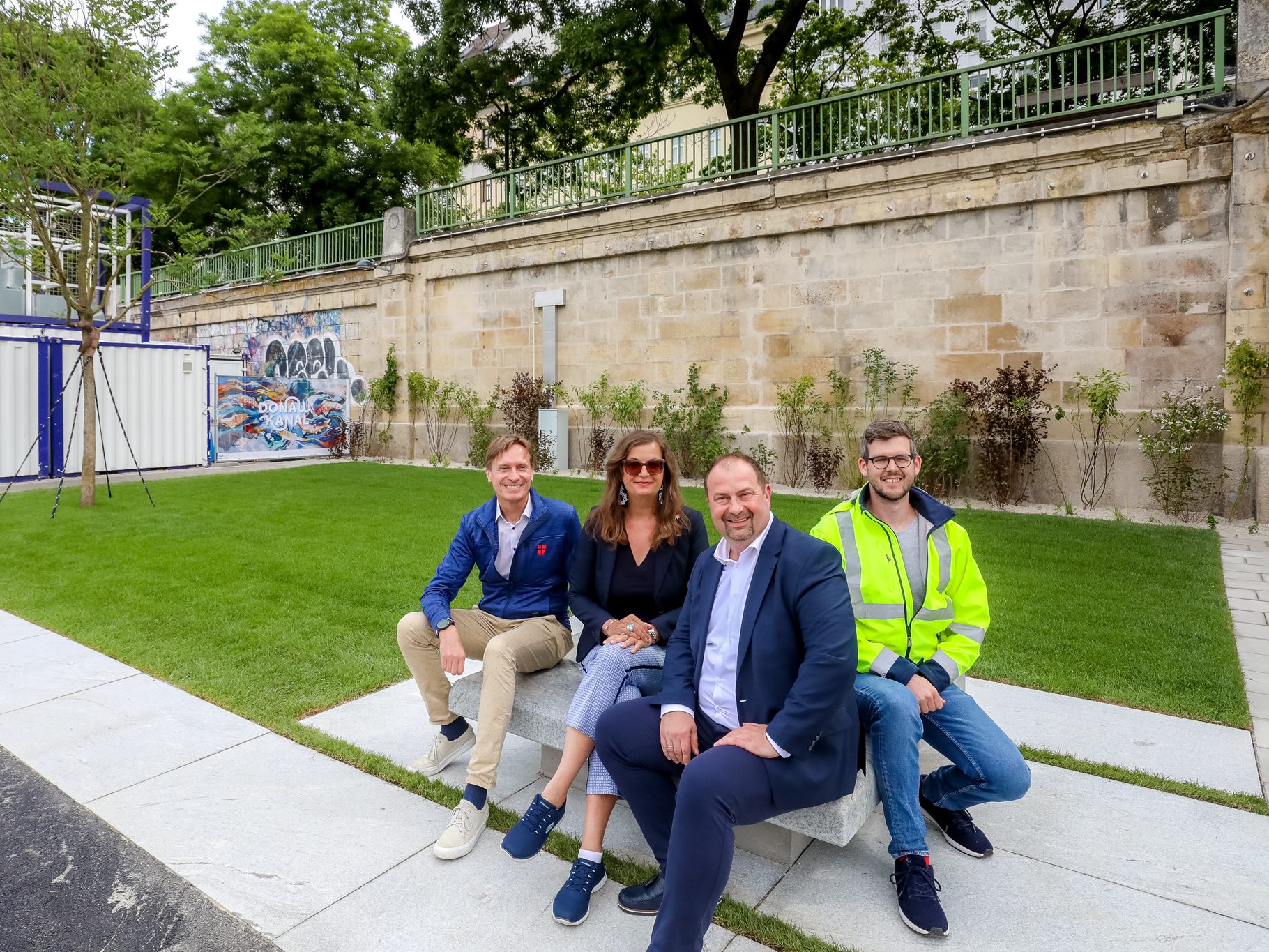 Mit dem "Pocket Park" gibt es eine neue Mini-Grünoase am Wiener Donaukanal. Mit dem "Pocket Park" gibt es eine neue Mini-Grünoase am Wiener Donaukanal.