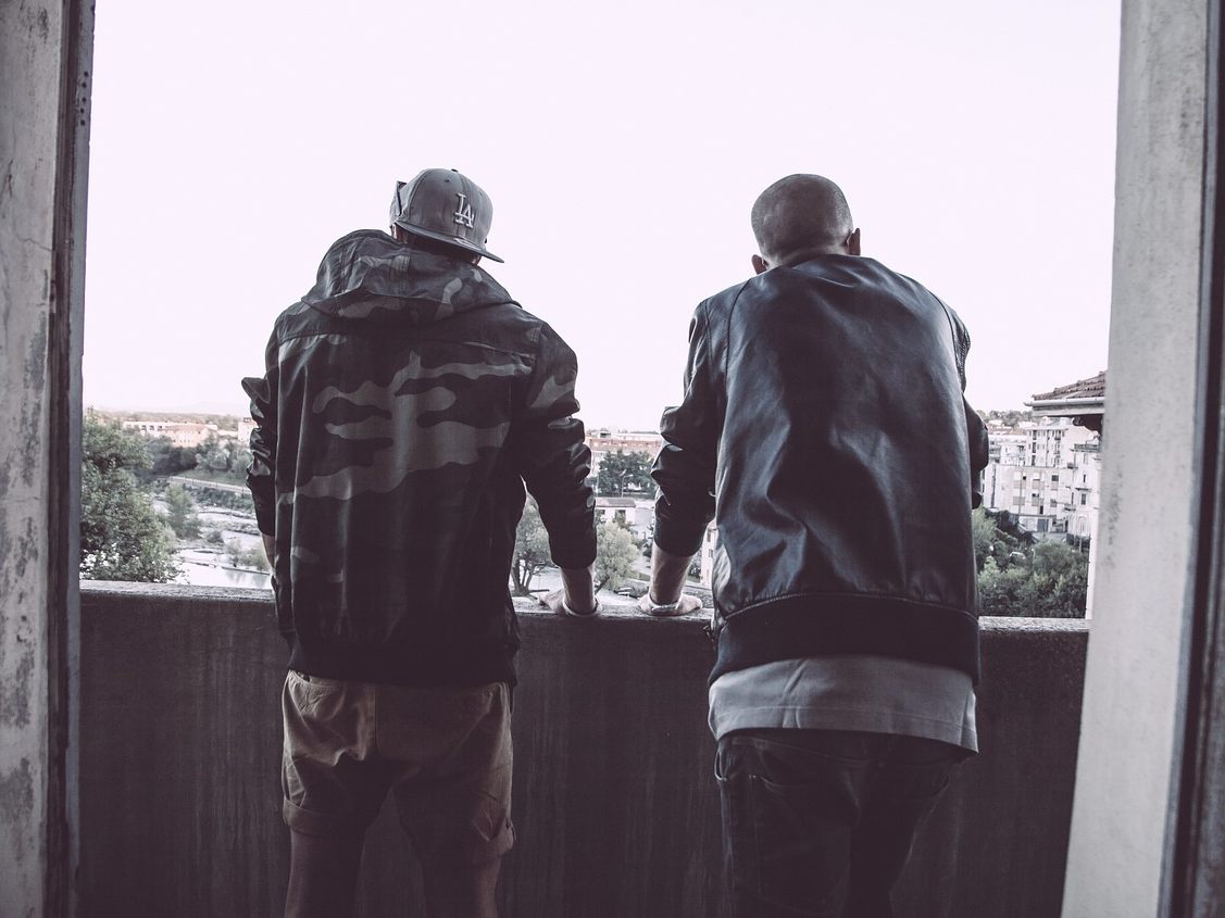 Gegen Jugendkriminalität sind soziale Maßnahmen wichtiger als höhere Strafen. Gegen Jugendkriminalität sind soziale Maßnahmen wichtiger als höhere Strafen.