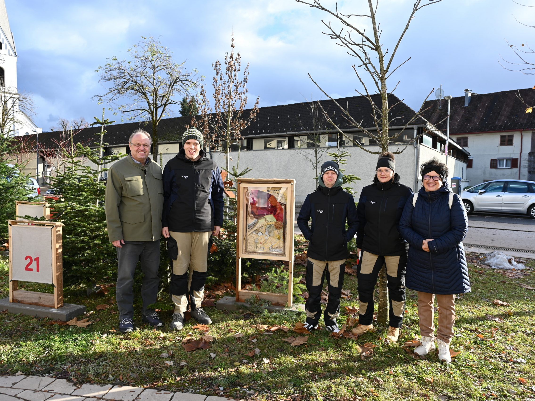 Feierliche Öffnung des Sechsten Türchens vom Lauteracher Adventskalender Feierliche Öffnung des Sechsten Türchens vom Lauteracher Adventskalender