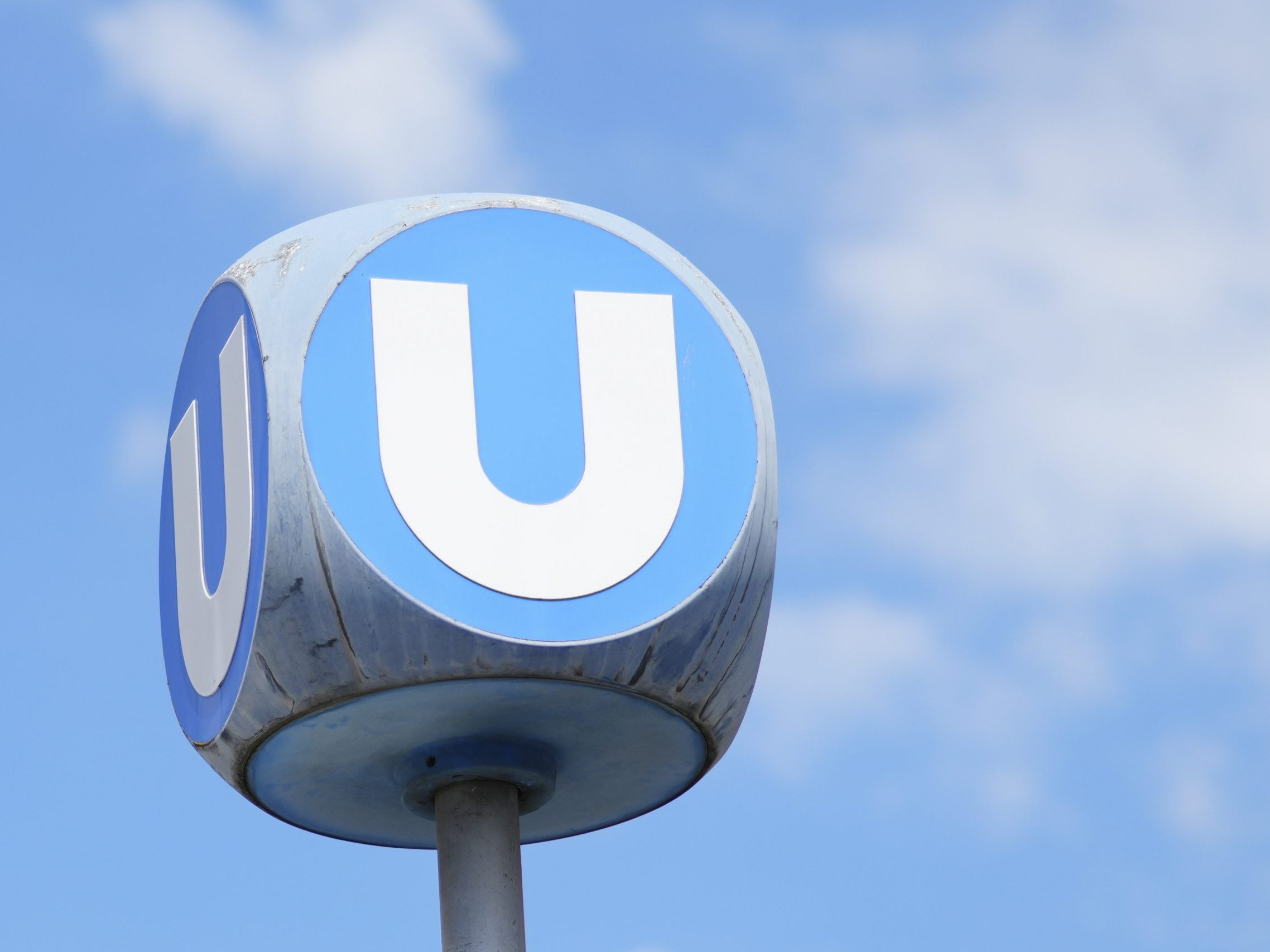 Wiener U-Bahnstation wurde Schauplatz von Überfall. Wiener U-Bahnstation wurde Schauplatz von Überfall.