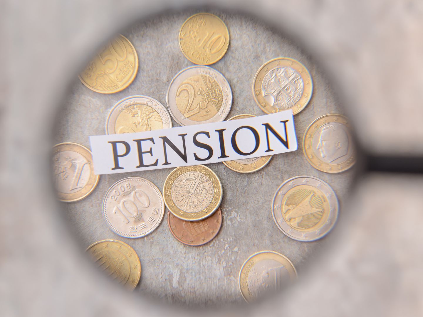 73 Prozent der Pensionen werden aus Beiträgen finanziert. 73 Prozent der Pensionen werden aus Beiträgen finanziert.