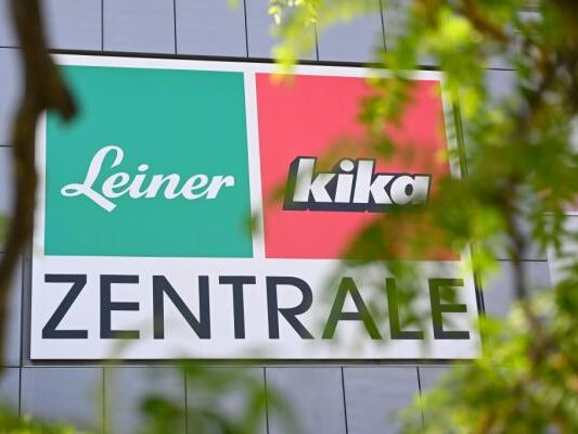 Versteigert werden alle eingetragenen Wort-Bild-Marken und Domains Versteigert werden alle eingetragenen Wort-Bild-Marken und Domains