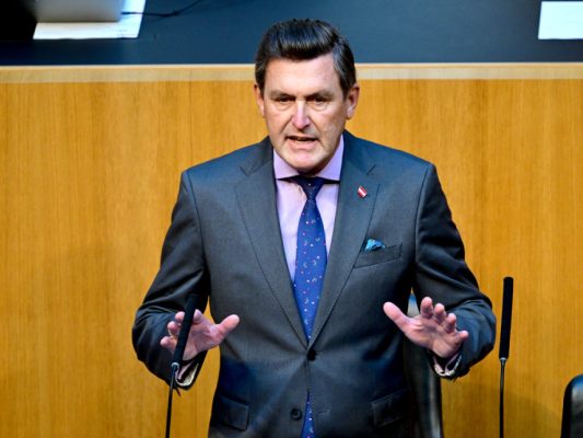 Hanke zeigt sich mit Verweis aufs Budget "gesprächsbereit" Hanke zeigt sich mit Verweis aufs Budget "gesprächsbereit"