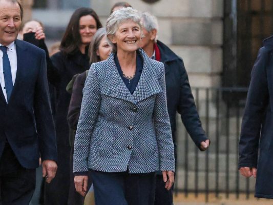 Connolly gilt als Kritikerin der EU und der USA Connolly gilt als Kritikerin der EU und der USA