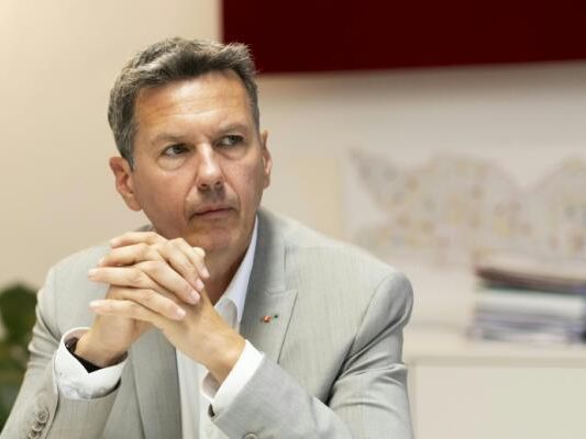 Daniel Fellner fordert die Aberkennung der Auszeichnung Daniel Fellner fordert die Aberkennung der Auszeichnung