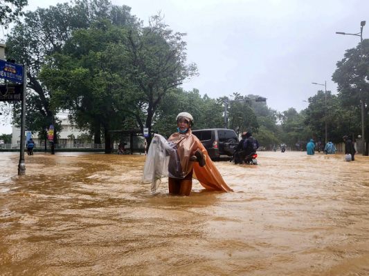 Gefahr von Überflutungen und Erdrutschen Gefahr von Überflutungen und Erdrutschen