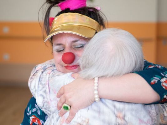 Sozialarbeit spielt in Europa eine wichtige Rolle Sozialarbeit spielt in Europa eine wichtige Rolle