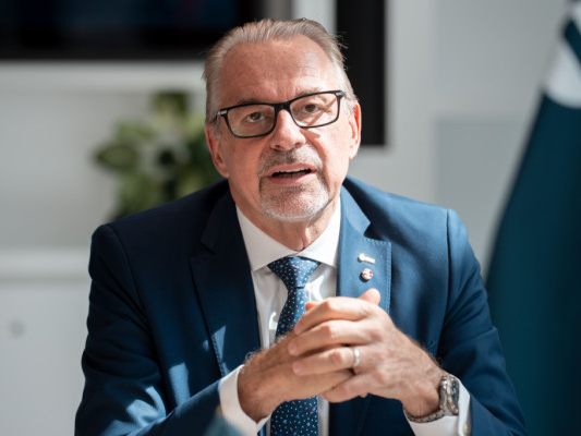 Der gebürtige Österreicher sieht Nachholbedarf in Europa Der gebürtige Österreicher sieht Nachholbedarf in Europa