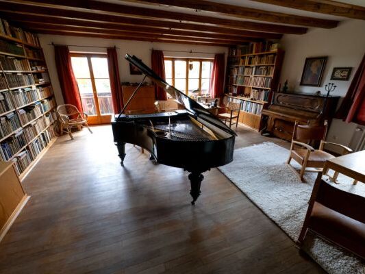 Neues Museum im früheren Wohnhaus des Komponisten Carl Orffs Neues Museum im früheren Wohnhaus des Komponisten Carl Orffs