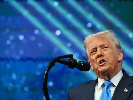 US-Präsident Trump rüstet auf US-Präsident Trump rüstet auf