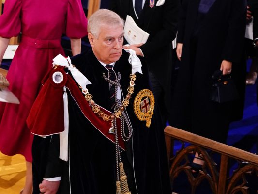 Andrew muss auch aus Royal Lodge in Windsor ausziehen Andrew muss auch aus Royal Lodge in Windsor ausziehen