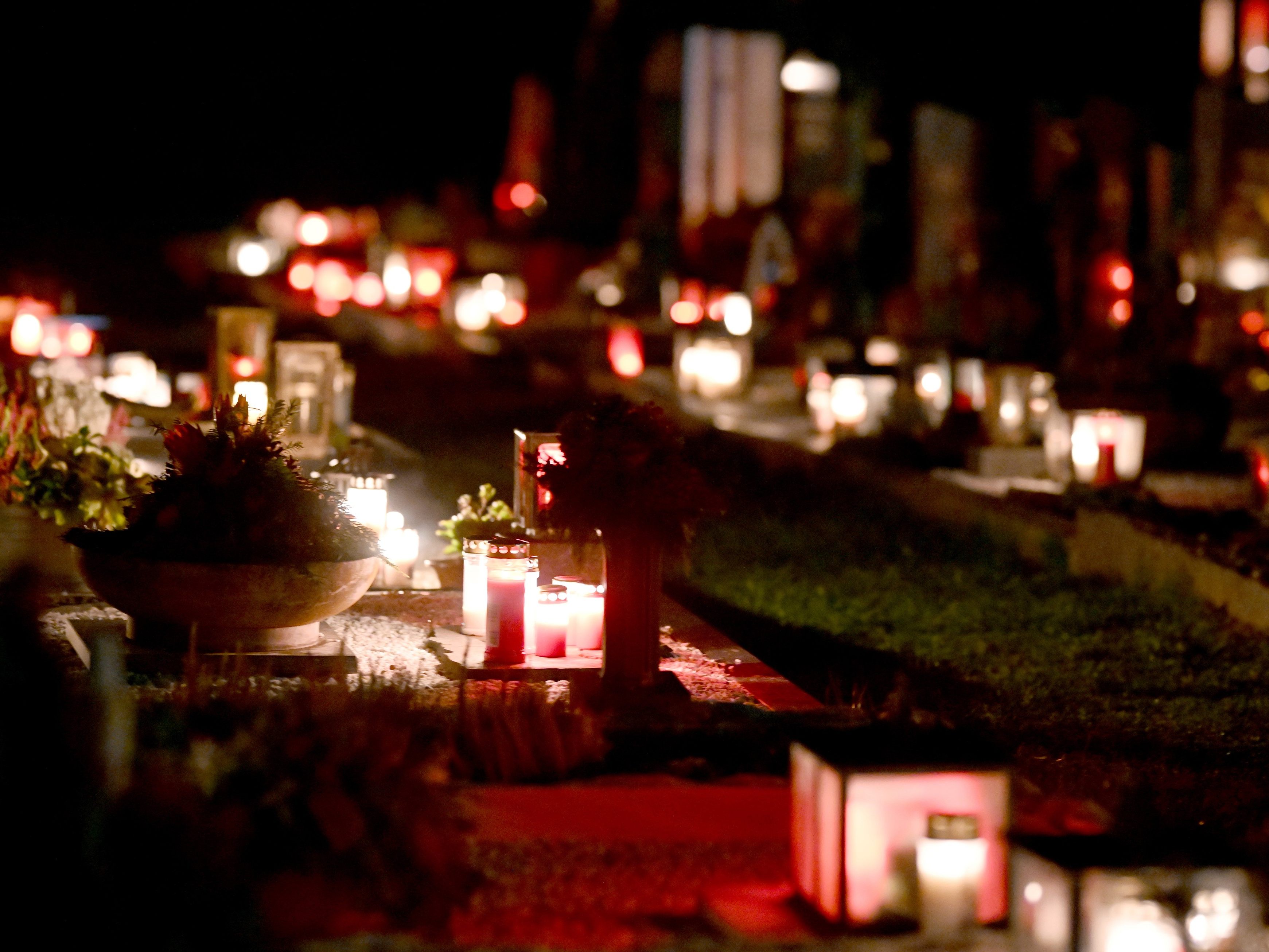 Was feiern wir an Allerheiligen und Allerseelen – und warum? Was feiern wir an Allerheiligen und Allerseelen – und warum?