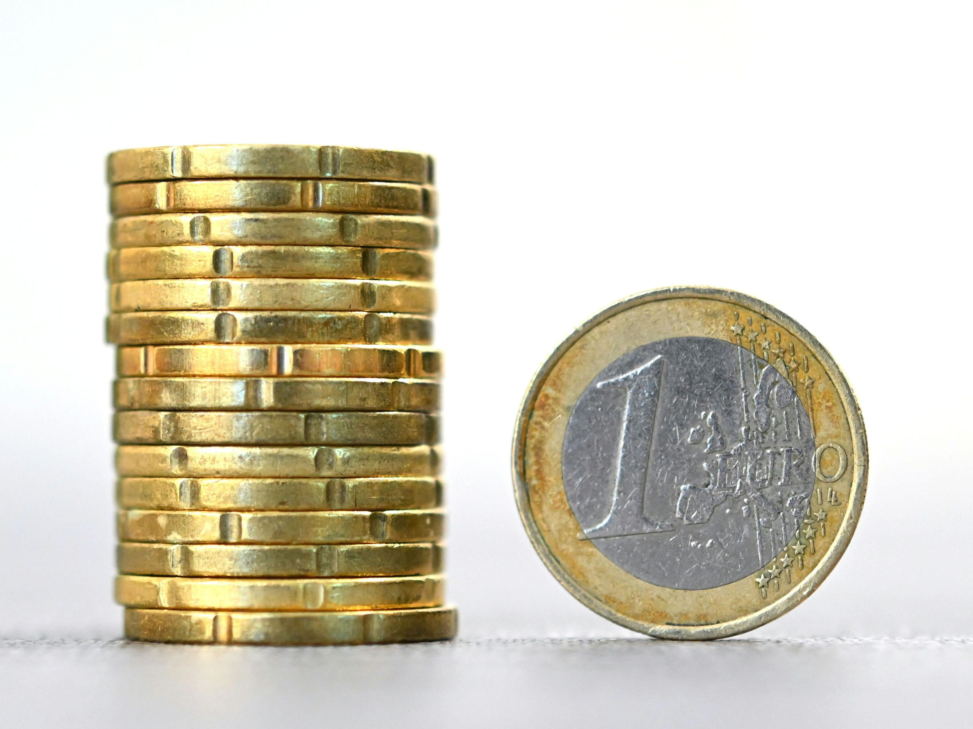 ESA zahlte mehrere Millionen Euro aus. ESA zahlte mehrere Millionen Euro aus.