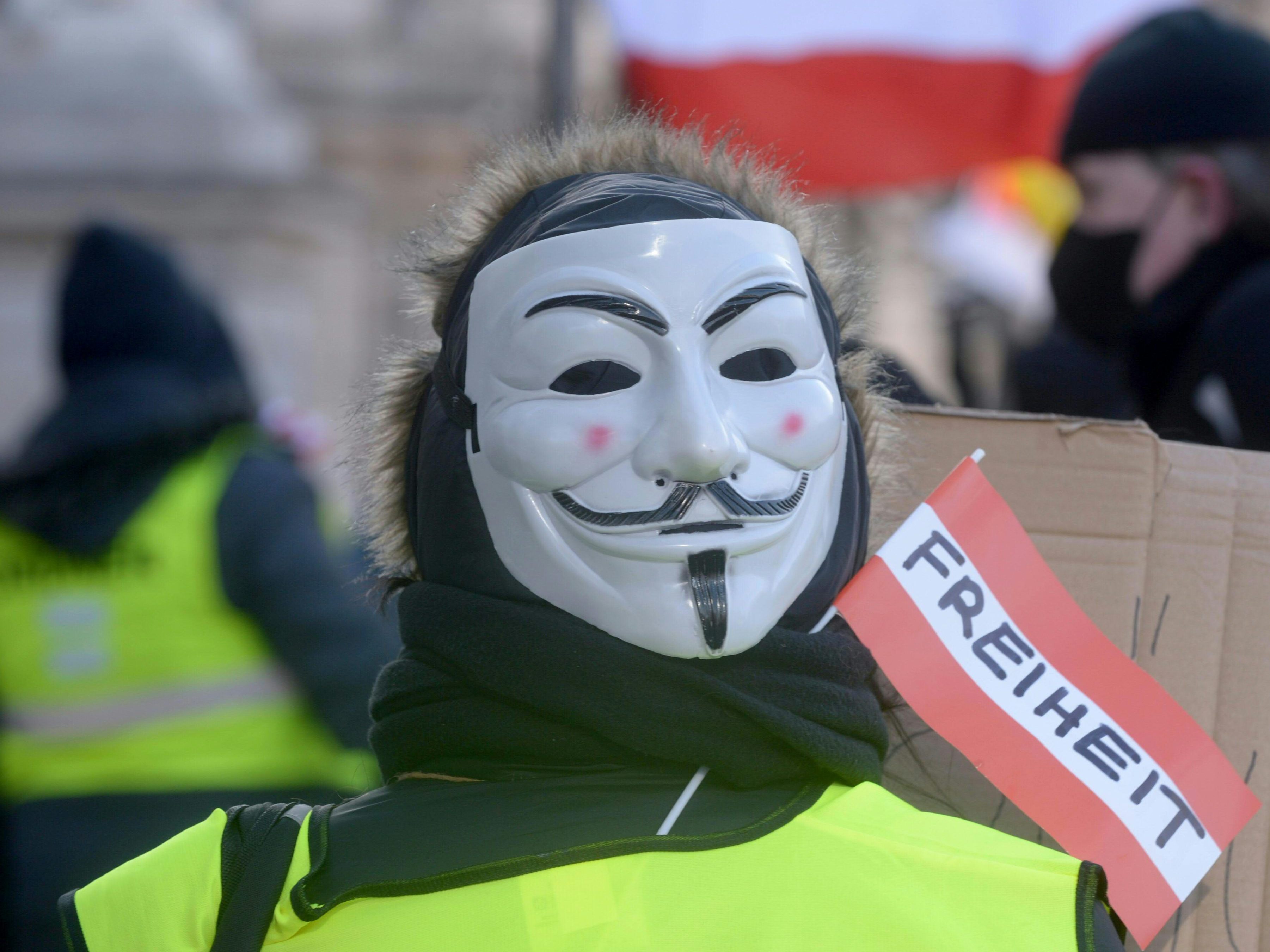 Jeder fünfte Österreicher neigt zu Verschwörungstheorien. Jeder fünfte Österreicher neigt zu Verschwörungstheorien.