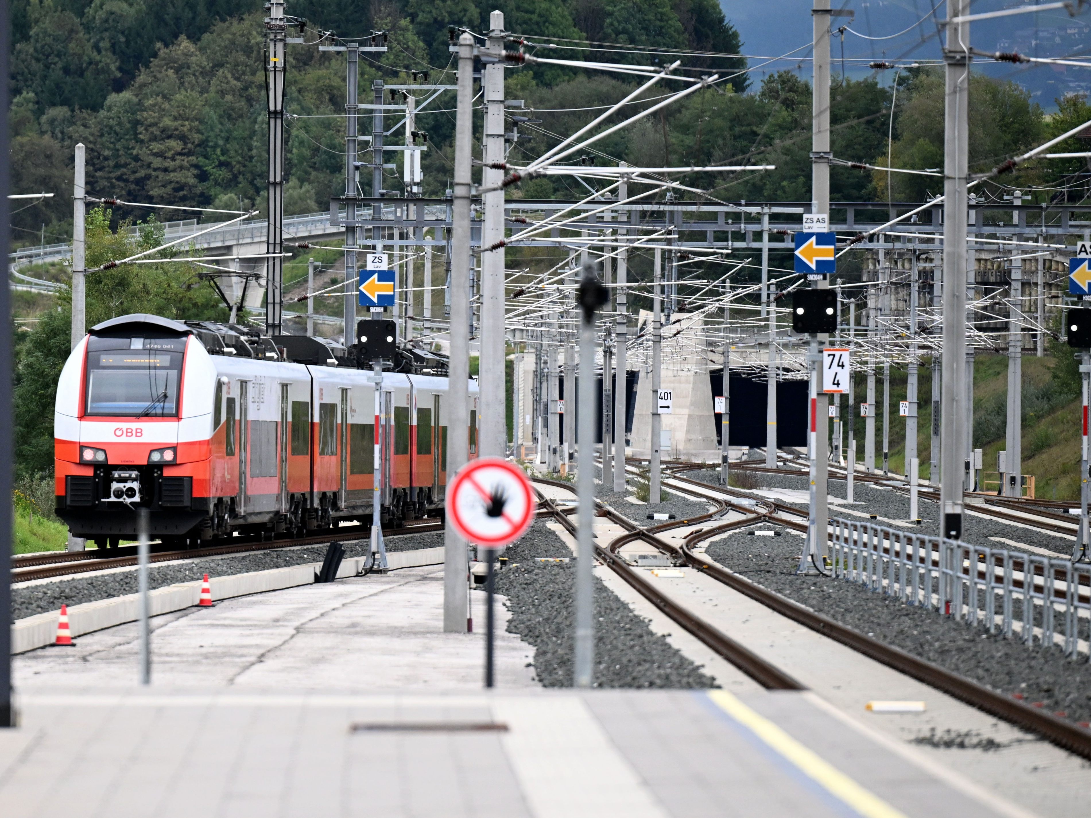 Nach einem Monat öffnet die Albergstrecke wieder am 3. November Nach einem Monat öffnet die Albergstrecke wieder am 3. November