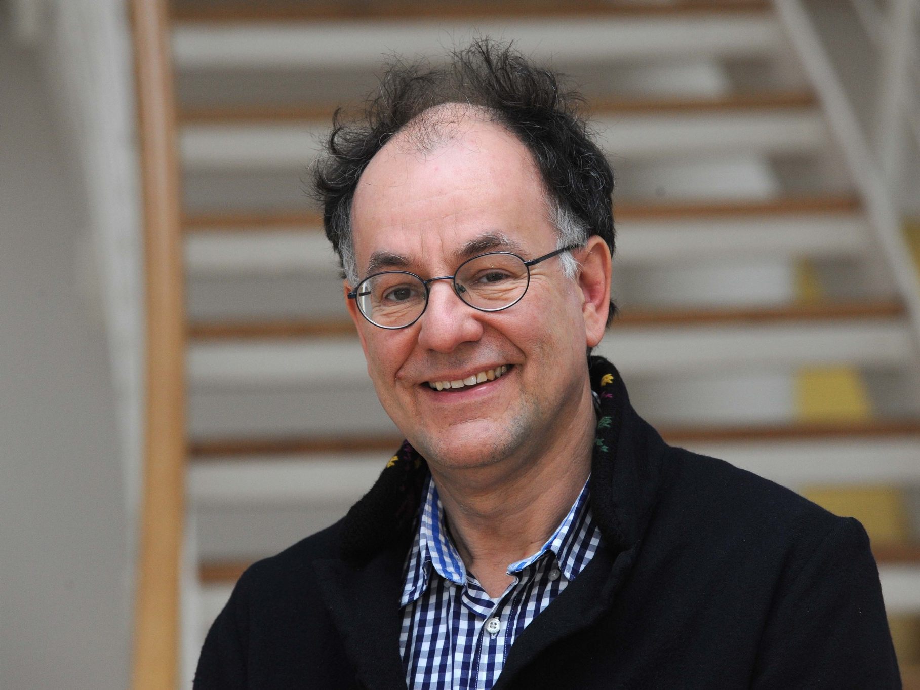 Was bedeutet Beziehungsgestaltung in der Betreuung und Pflege von Menschen mit Demenz? Dieser Frage geht der Pflegeexperte und Autor Christian Müller-Hergl nach. Was bedeutet Beziehungsgestaltung in der Betreuung und Pflege von Menschen mit Demenz? Dieser Frage geht der Pflegeexperte und Autor Christian Müller-Hergl nach.