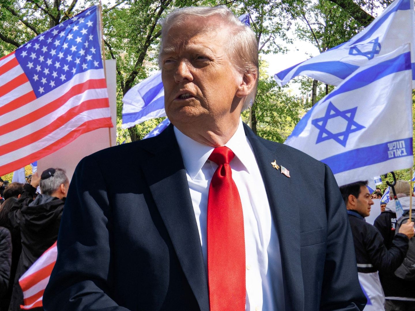 Donald Trump positioniert sich als Friedensvermittler im Nahost-Konflikt. Donald Trump positioniert sich als Friedensvermittler im Nahost-Konflikt.