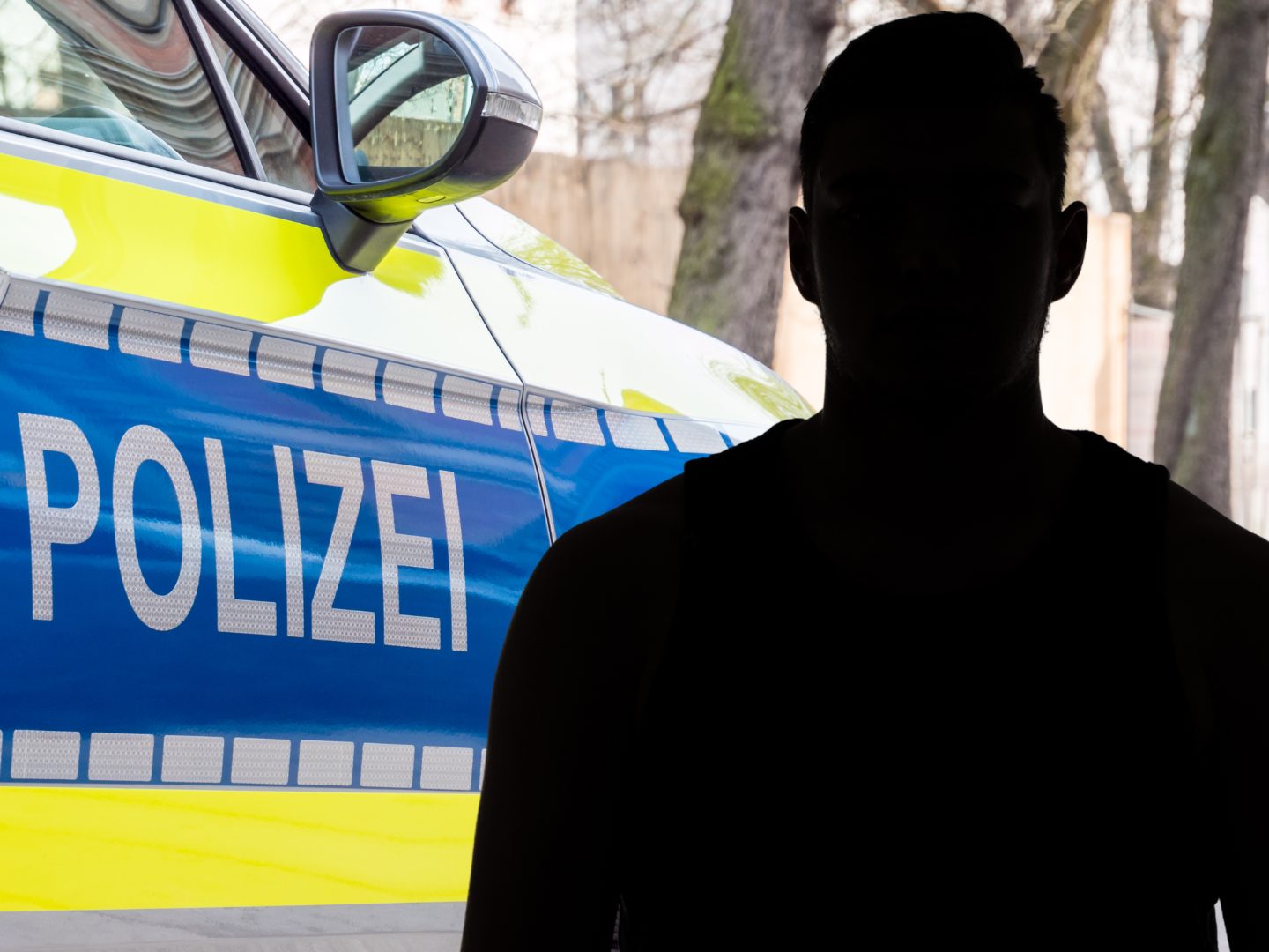Rückwärtsfahrt mit tragischem Ausgang: Einjähriges Mädchen überrollt Rückwärtsfahrt mit tragischem Ausgang: Einjähriges Mädchen überrollt